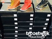 Vente de chaussures hommes/femmes 