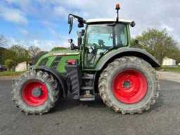 Online auction FENDT 716 Vario 2021 – Tracteur agricole avec relevage avant et arrière