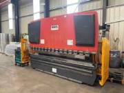 Vente aux enchères en ligne Machines de tôlerie professionnelles : Presses plieuses PROMECAM, ERMAK, IMET, cisailles KORPLEG, COLLY et plus